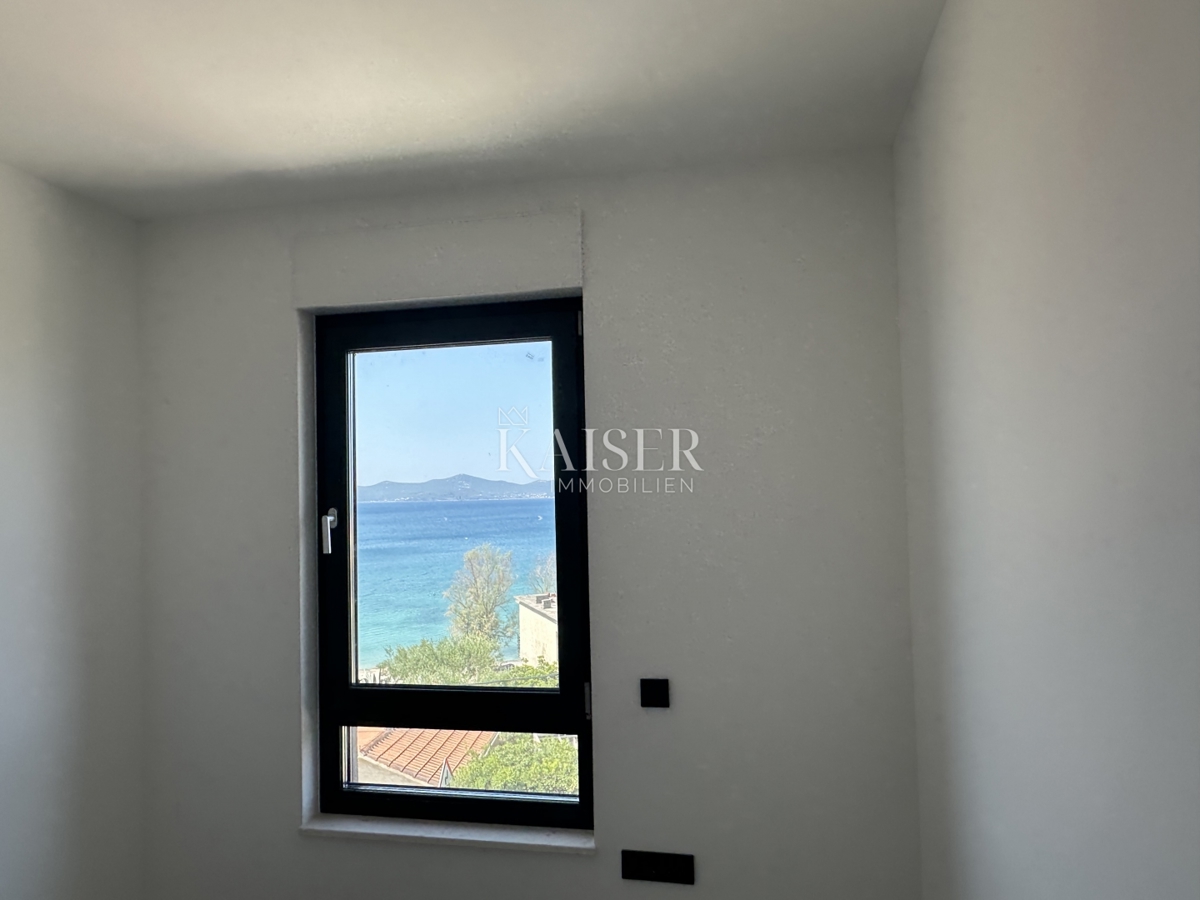 Zadar, Diklo, 92,4 m2, strešna terasa, 50 m od morja