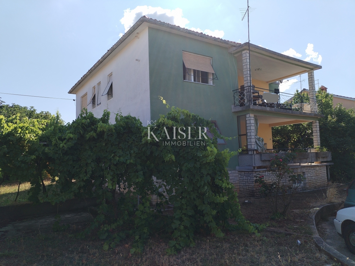 Istra, Umag, samostojna hiša 280 m2, 250 m od morja