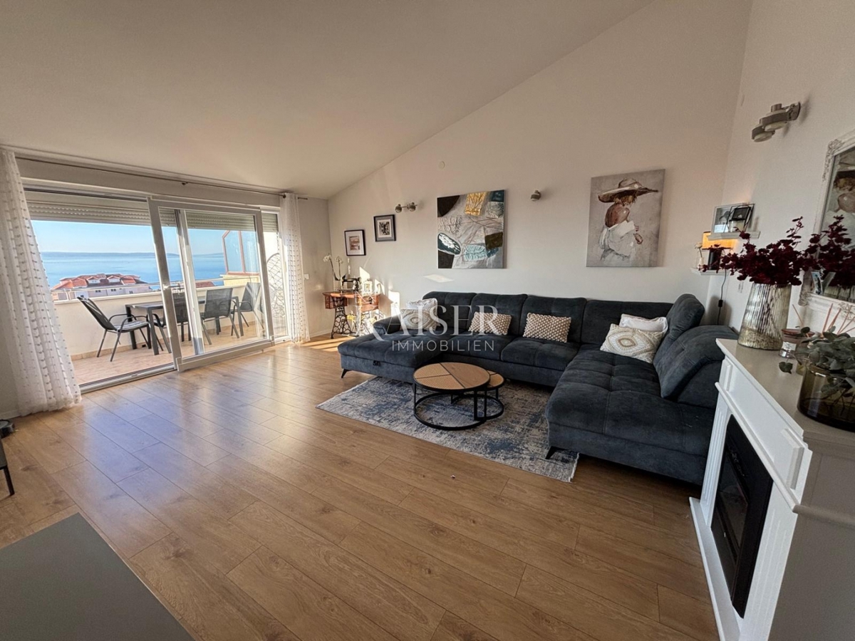 Split, Žnjan - trosobno stanovanje 120 m2 s pogledom na morje