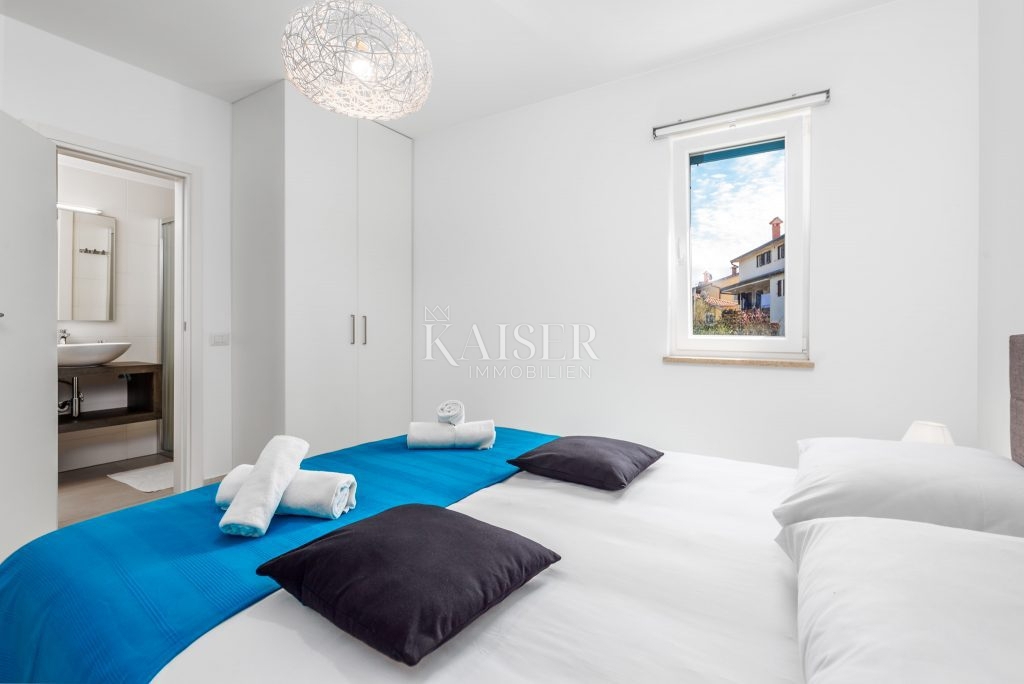 Istra - Poreč, ekskluzivna vila s 6 apartmaji v bližini morja