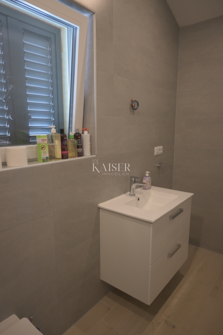 Mali Lošinj, luksuzno stanovanje 111 m2 - novogradnja
