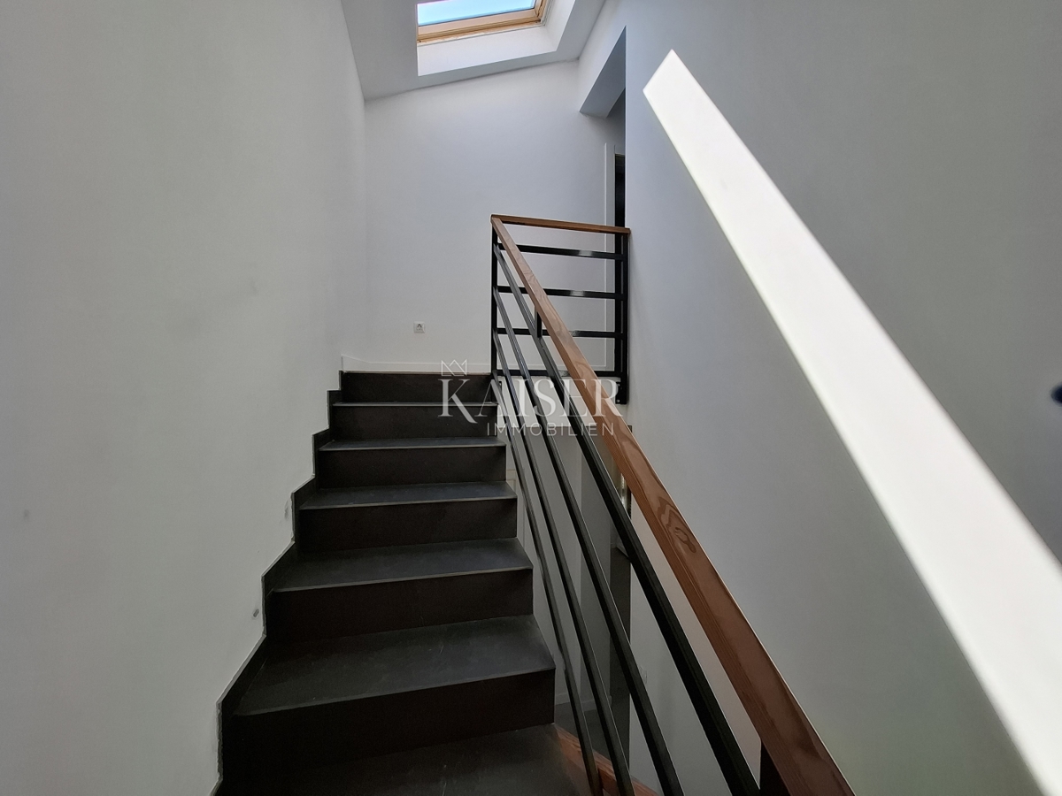 Mali Lošinj, luksuzno stanovanje 111 m2 - novogradnja