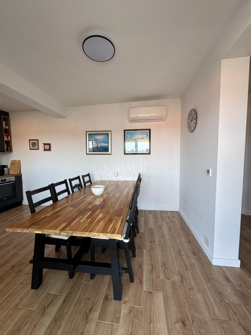 Mali Lošinj, luksuzno stanovanje 111 m2 - novogradnja