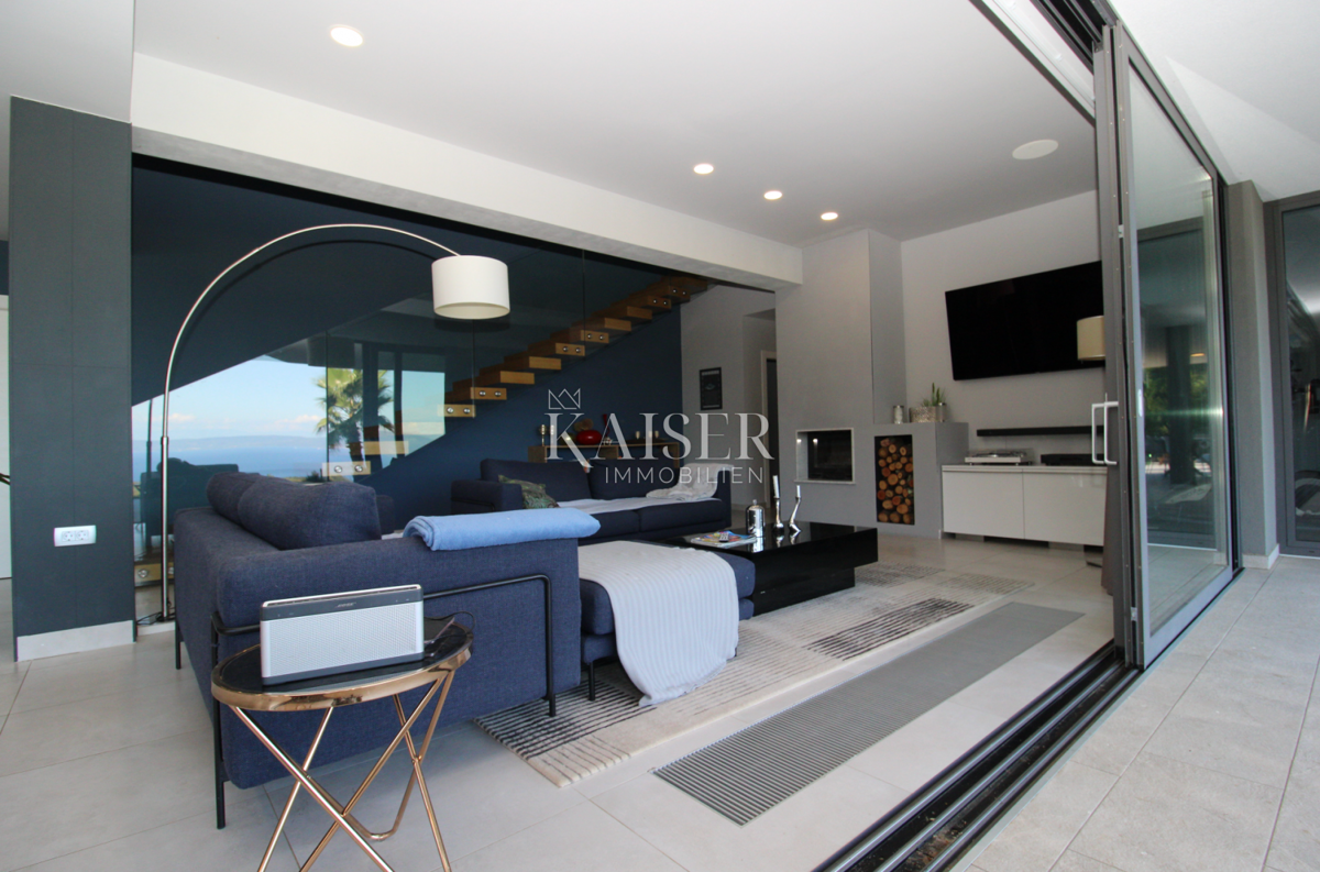 Istra, Rabac - edinstvena vila z morjem na dlani, 210 m2