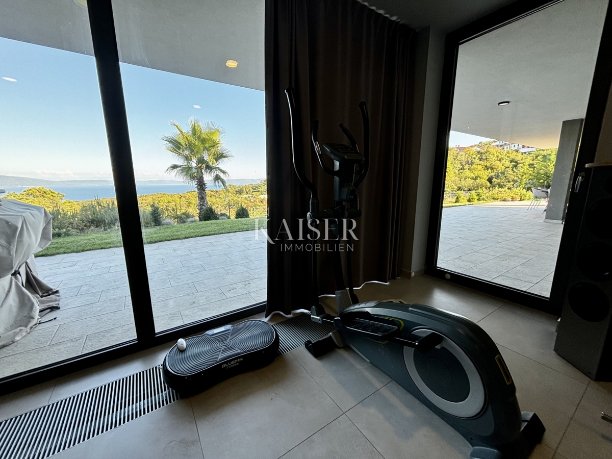 Istra, Rabac - edinstvena vila z morjem na dlani, 210 m2