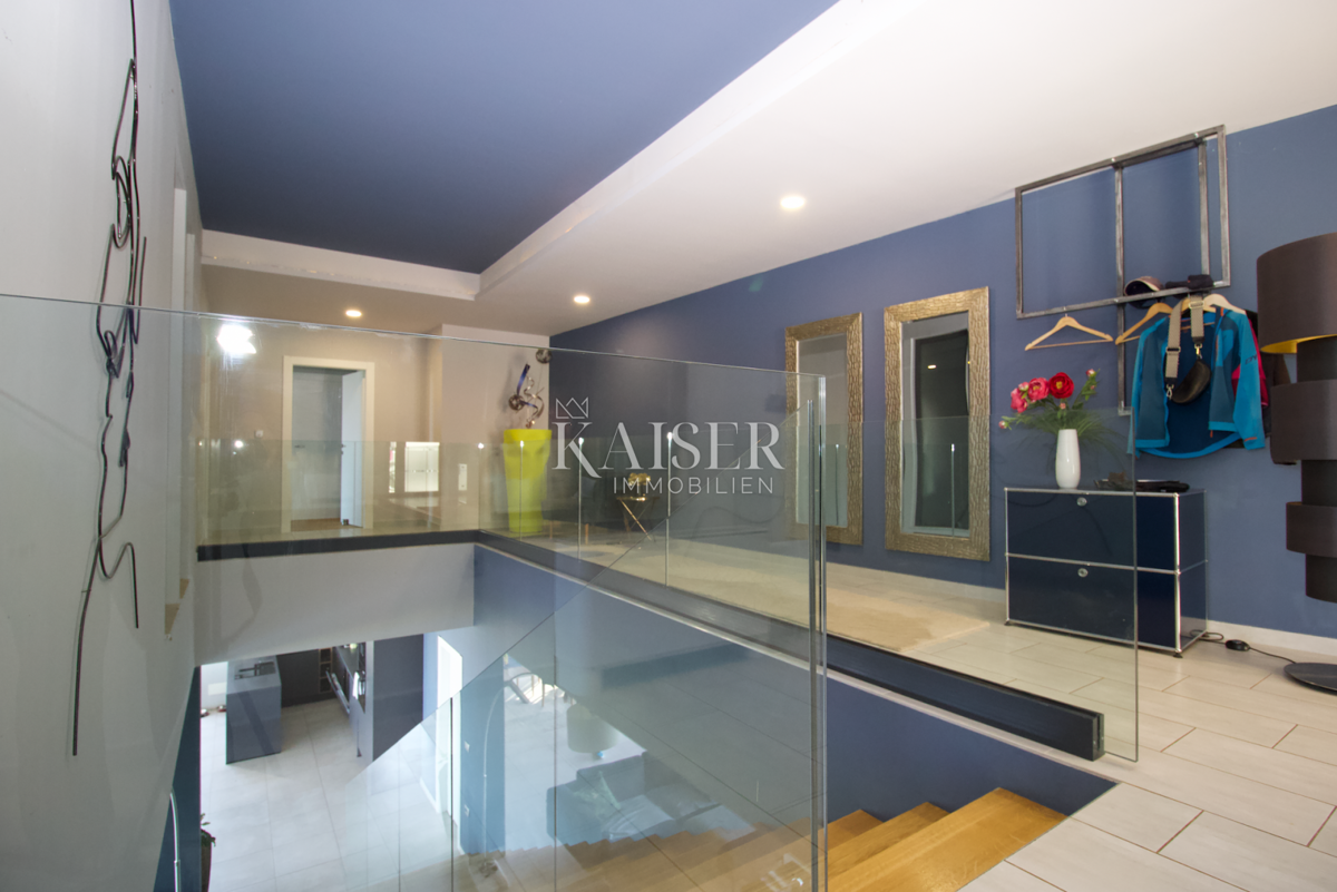 Istra, Rabac - edinstvena vila z morjem na dlani, 210 m2