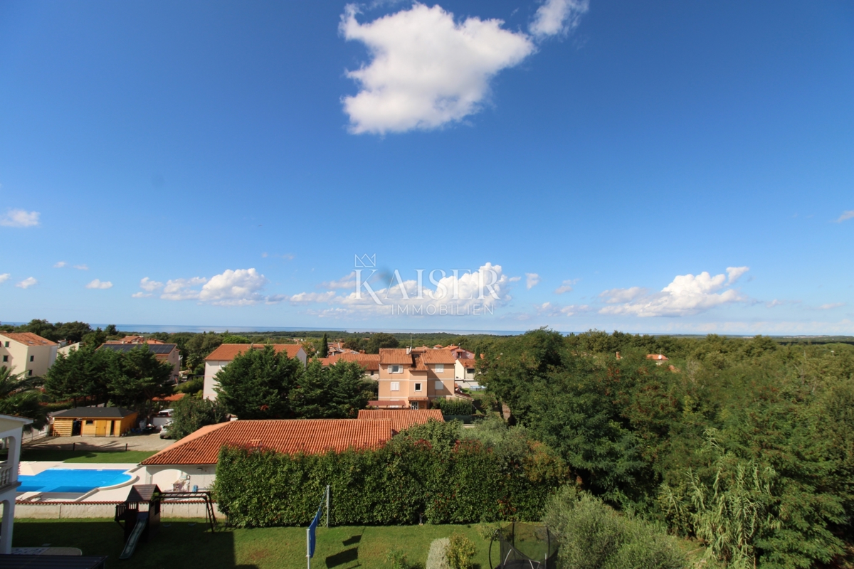 Istra - Poreč, stanovanje s pogledom na morje