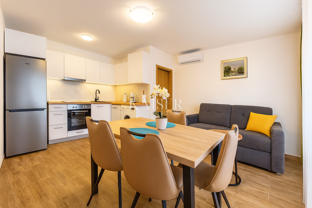 Zadar – Petrčane – Hiša z 2 apartmajema in pogledom na morje