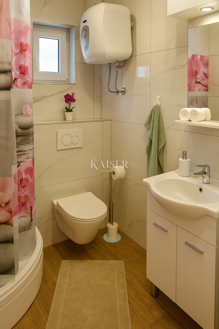 Zadar – Petrčane – Hiša z 2 apartmajema in pogledom na morje