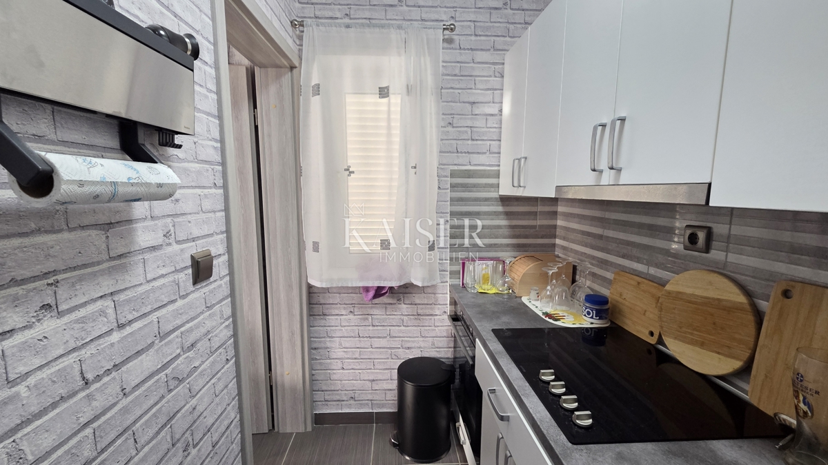 Senj - studio apartma, 35m2, druga vrsta do morja