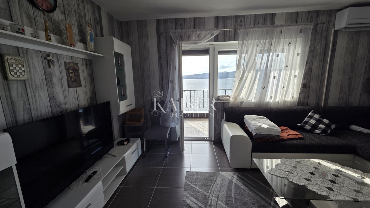 Senj - studio apartma, 35m2, druga vrsta do morja