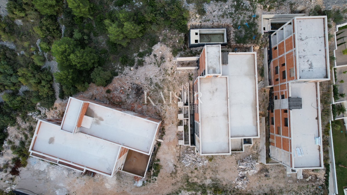 Prostorno stanovanje (S1) v pritličju z zasebnim vrtom, Mandalina - Šibenik