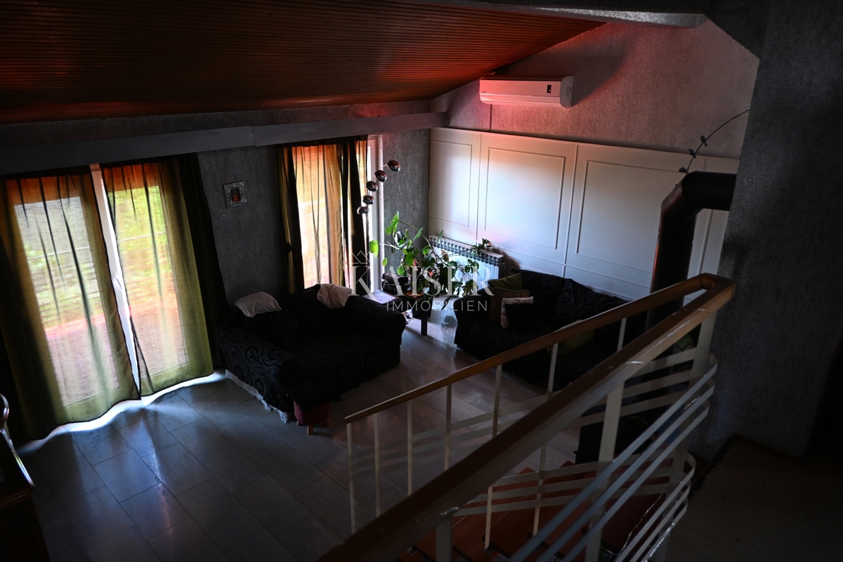 Crikvenica - trosobno stanovanje z velikim vrtom