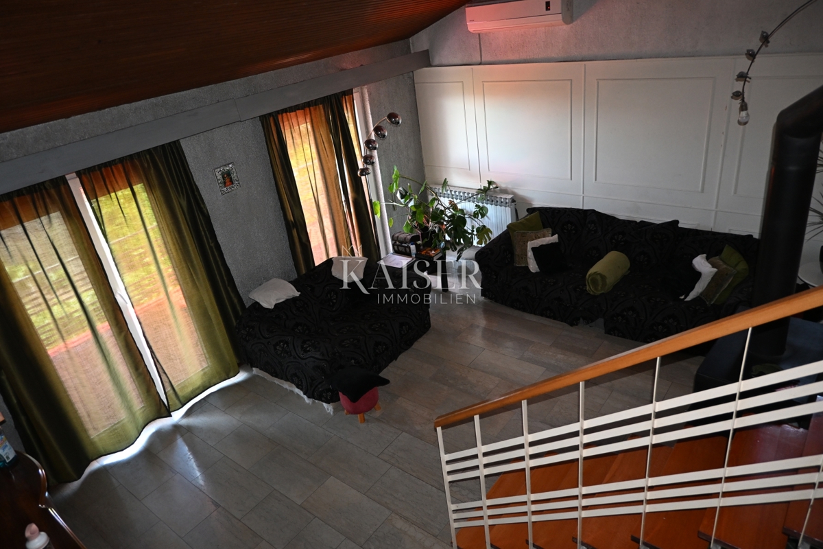 Crikvenica - trosobno stanovanje z velikim vrtom