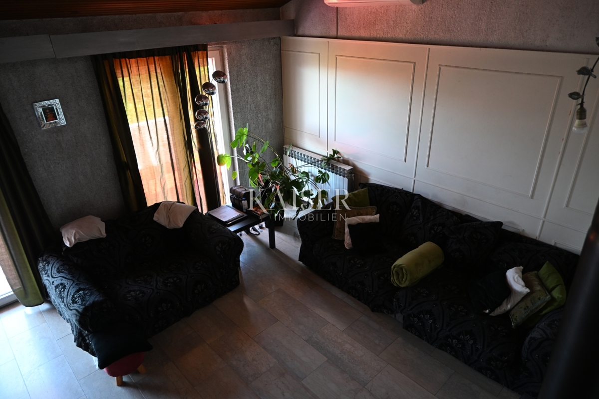 Crikvenica - trosobno stanovanje z velikim vrtom