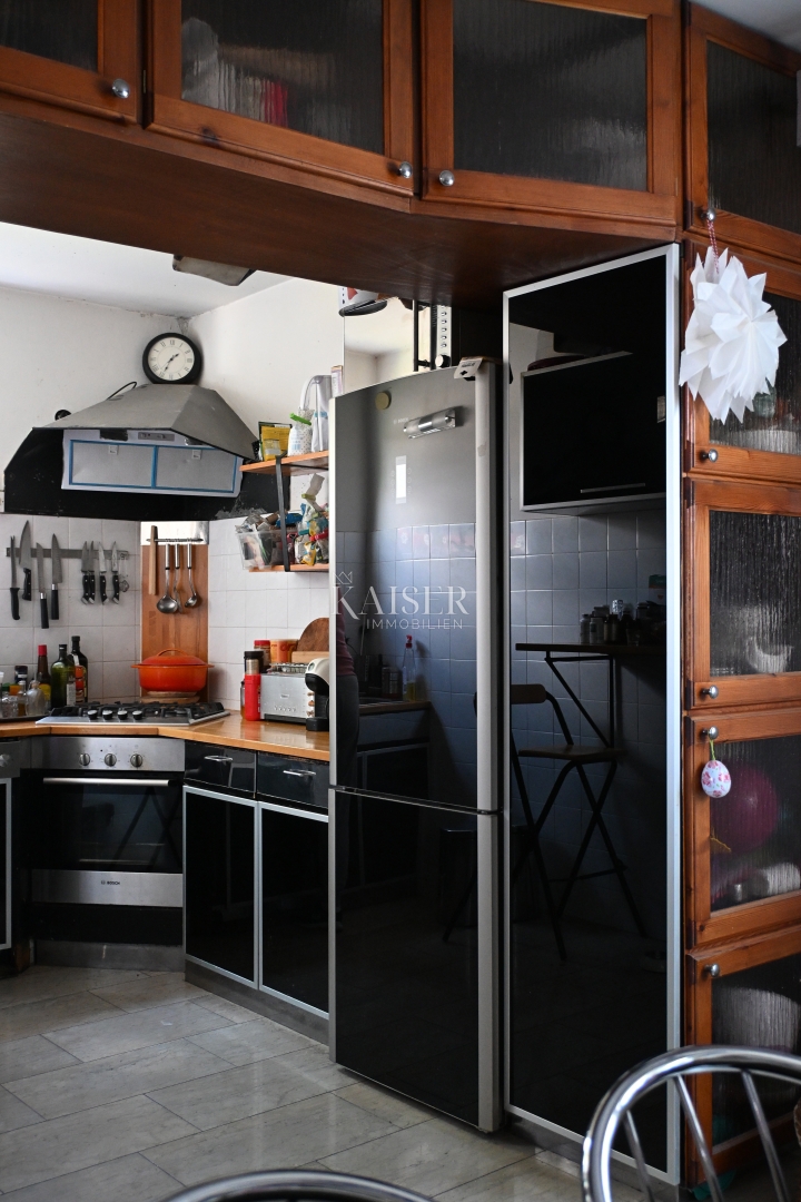 Crikvenica - trosobno stanovanje z velikim vrtom