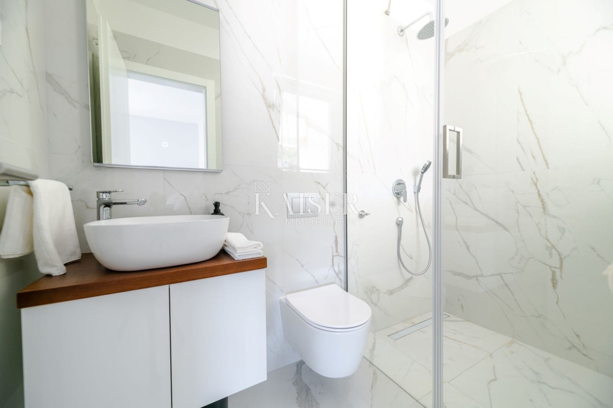 Stanovanje Vinjerac, Posedarje, 170,97m2