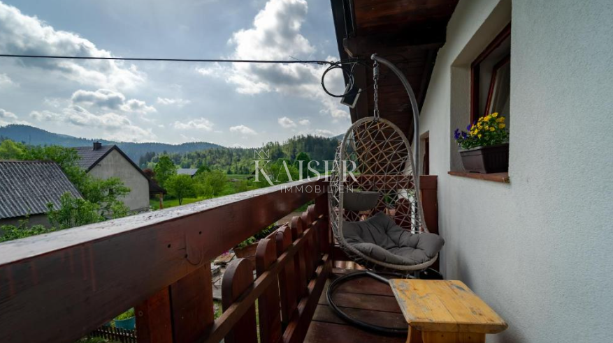 Lokve, hiša s 3 apartmaji v bližini jezera