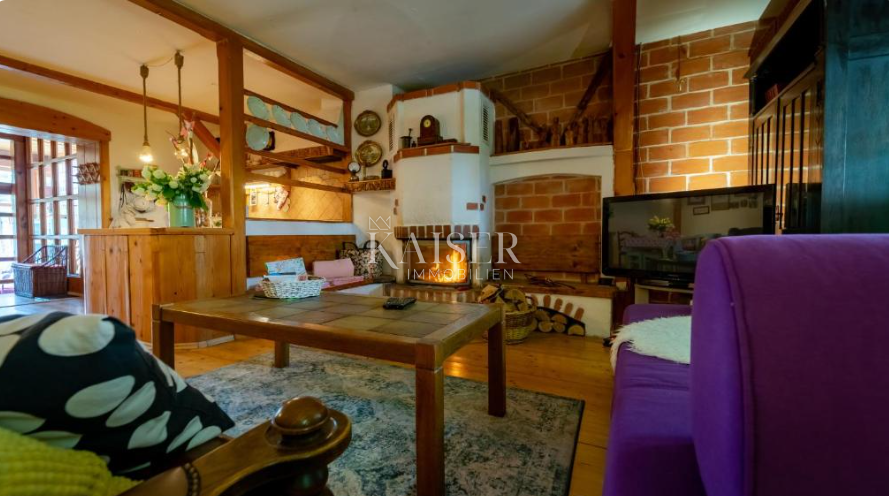 Lokve, hiša s 3 apartmaji v bližini jezera