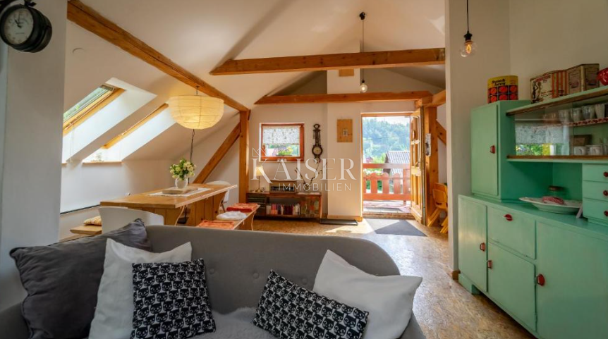 Lokve, hiša s 3 apartmaji v bližini jezera