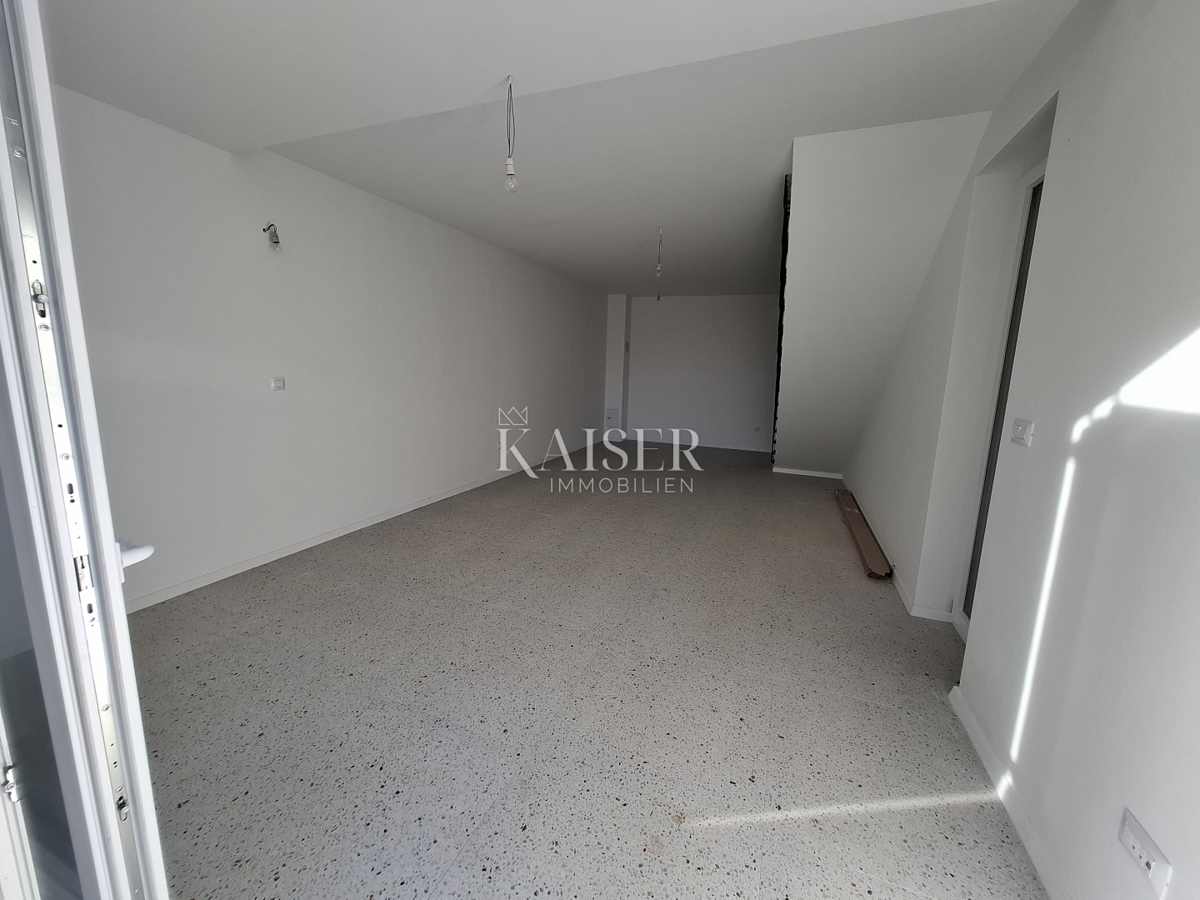 Otok Lošinj, Nerezine, dvonadstropno stanovanje s pogledom na morje