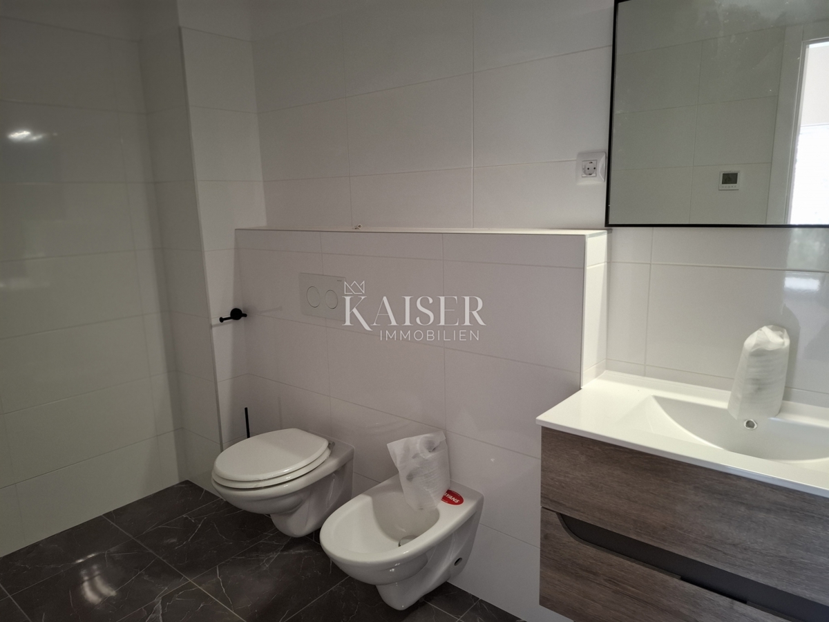 Otok Lošinj, Nerezine, dvonadstropno stanovanje s pogledom na morje