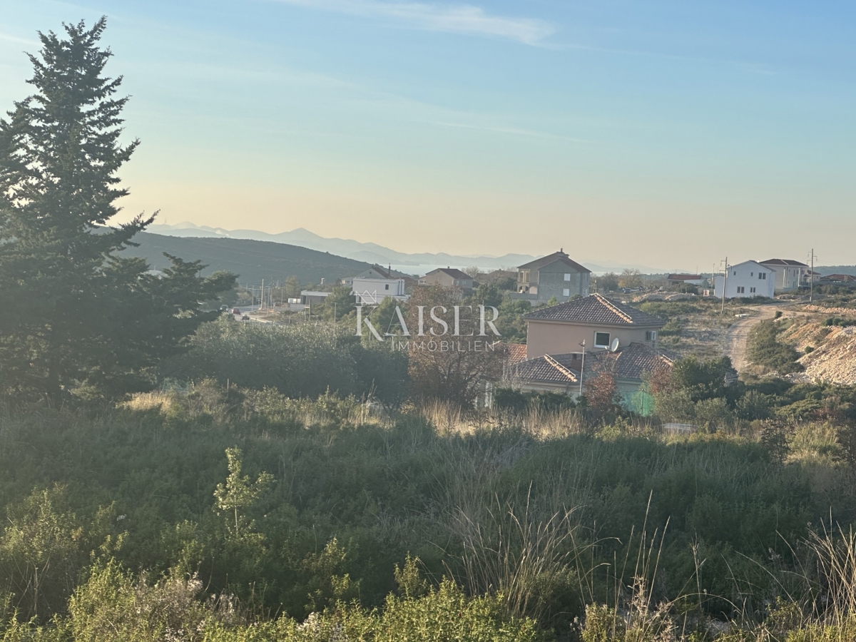 Zadar, Sukošan - gradbeno zemljišče 1664 m2