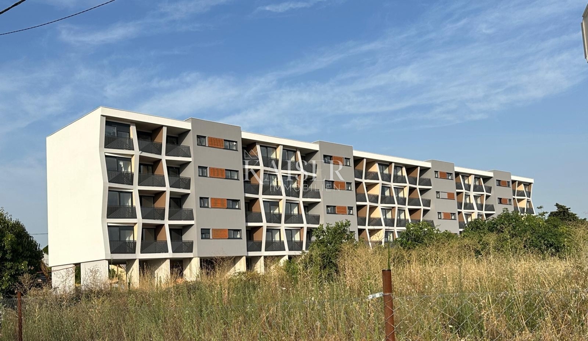 Zadar - Sončno stanovanje s pogledom na morje v bližini plaže