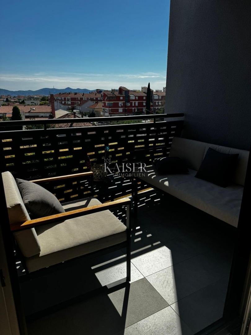 Zadar - Sončno stanovanje s pogledom na morje v bližini plaže