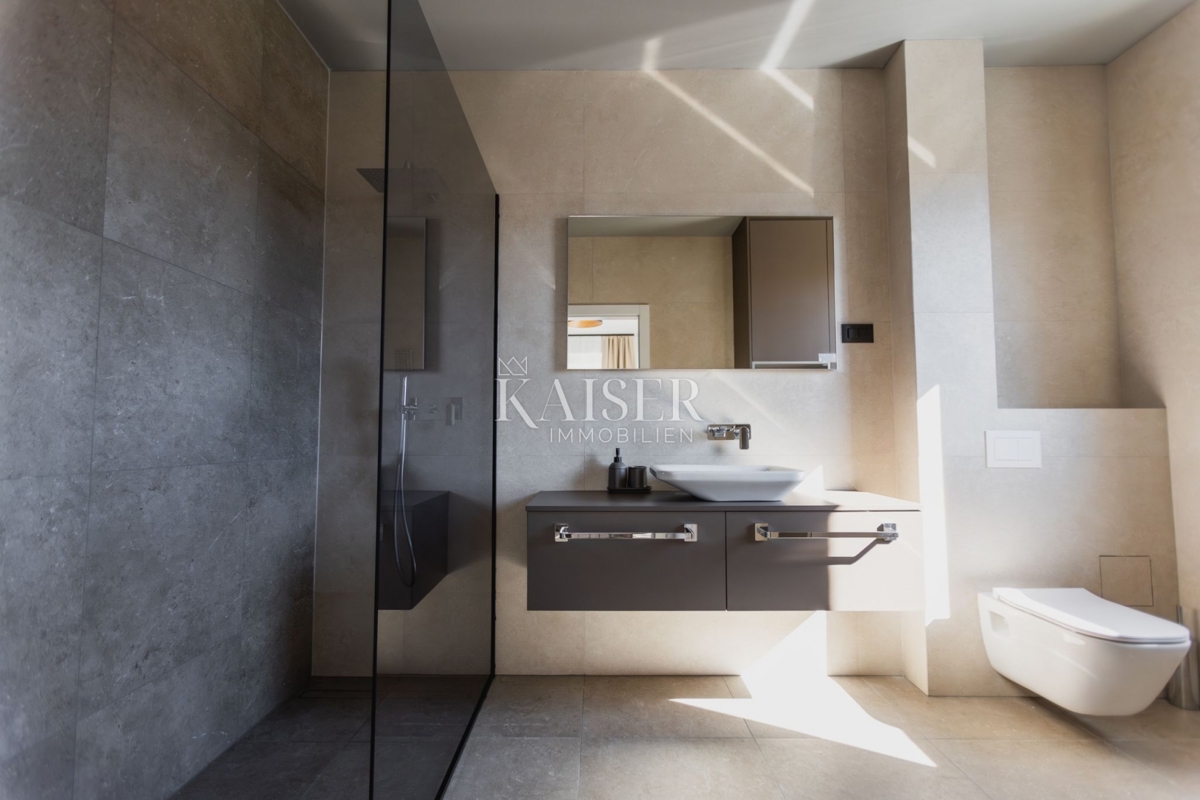 Otok Pag - novozgrajena hiša 300 m od morja