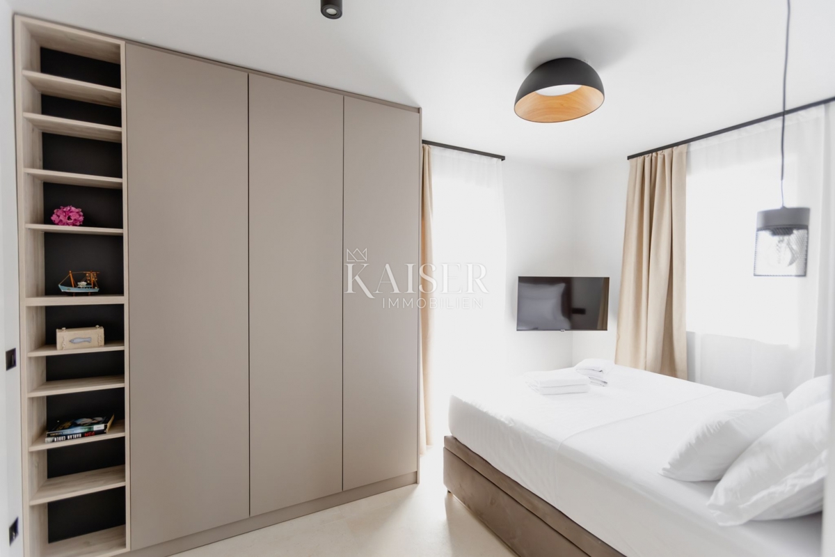 Otok Pag - novozgrajena hiša 300 m od morja