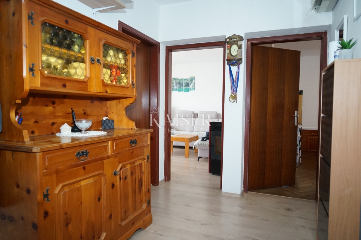 Istra - Poreč, 2-sobno stanovanje, vrhunska lokacija, 400 m od morja