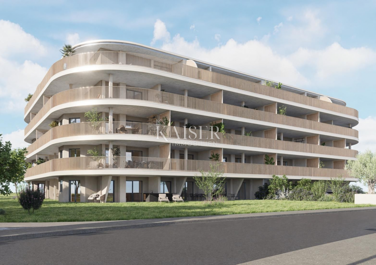 Umag, Istra, najprestižnejša stavba v bližini centra in promenade