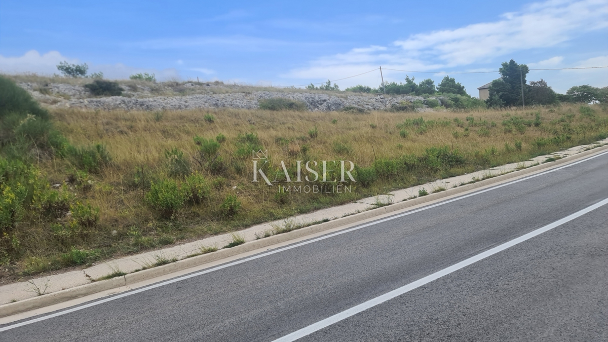 Zadar - Rtina gradbeno zemljišče 1294 m2