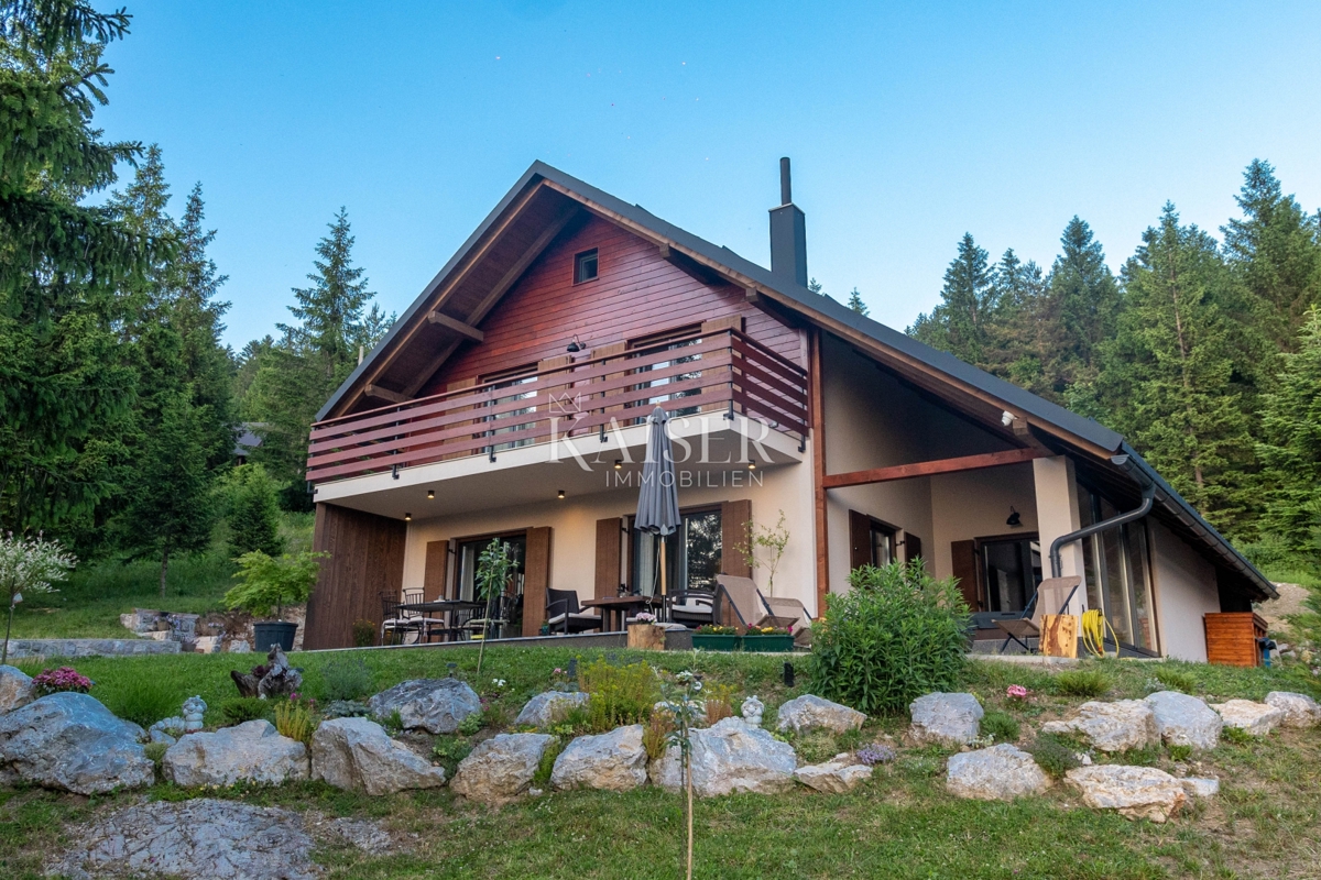 Ravna Gora - čudovita hiša na izjemni lokaciji