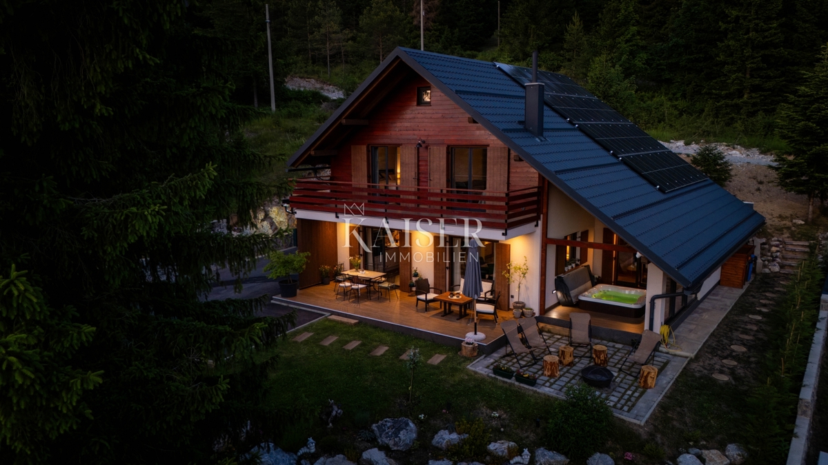 Ravna Gora - čudovita hiša na izjemni lokaciji