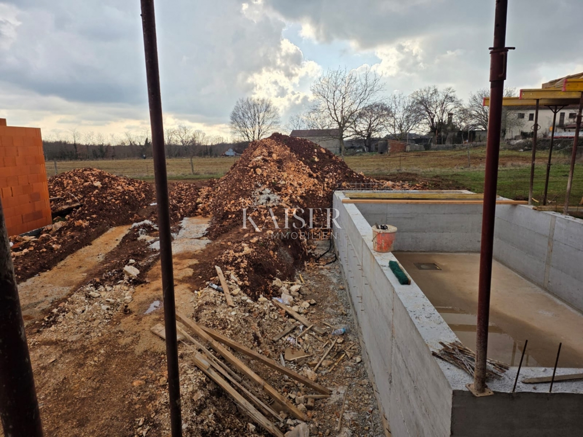 Istra, Žminj - hiša z bazenom