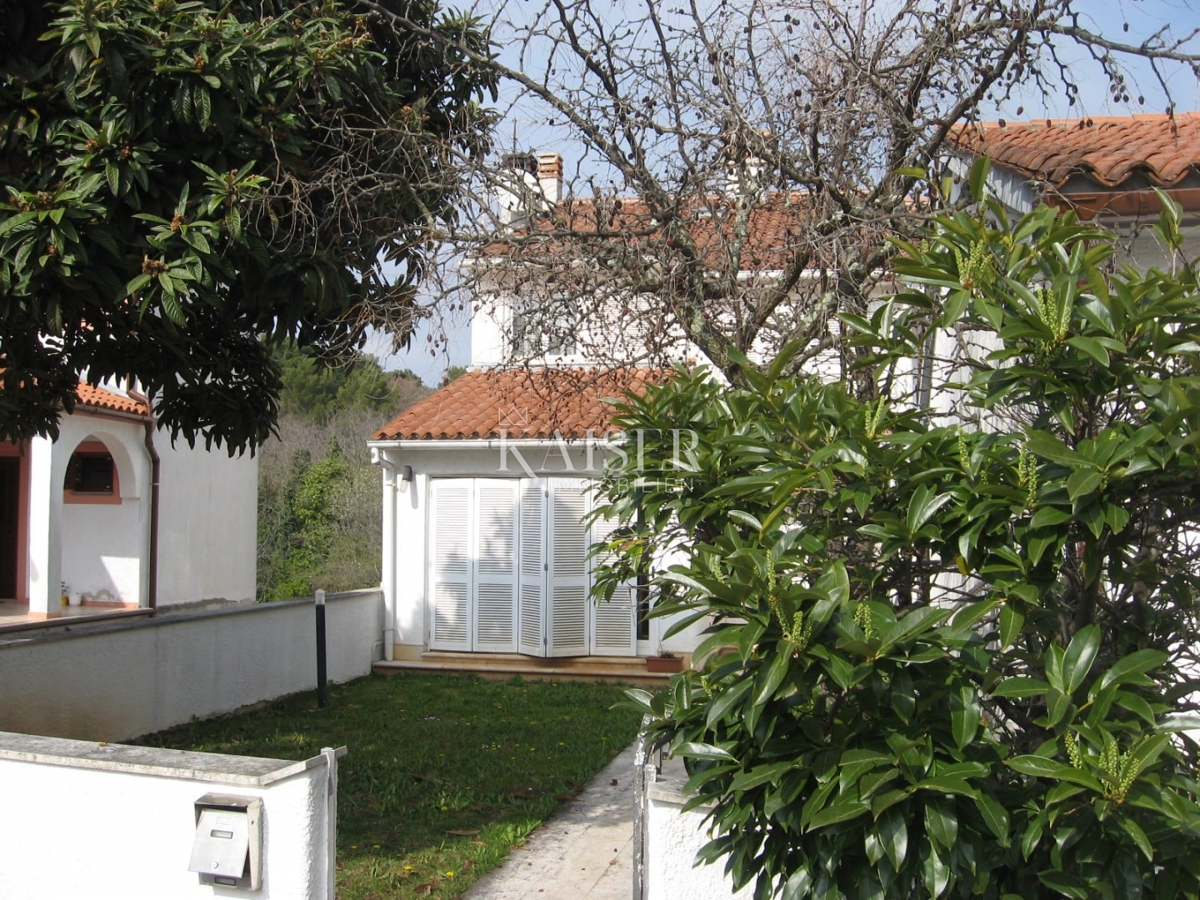 Istra - Poreč, hiša v bližini morja, najbolj iskana lokacija v mestu.