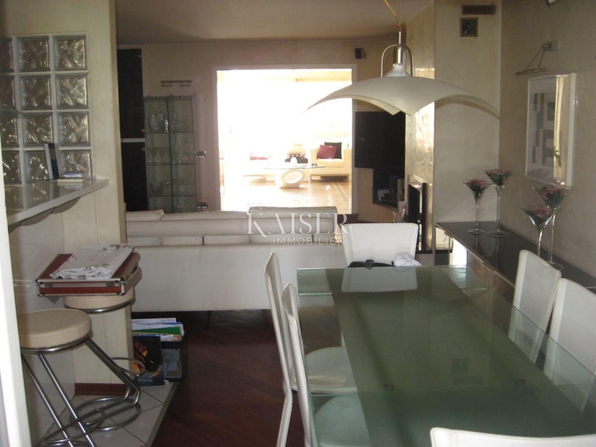 Istra - Poreč, hiša v bližini morja, najbolj iskana lokacija v mestu.