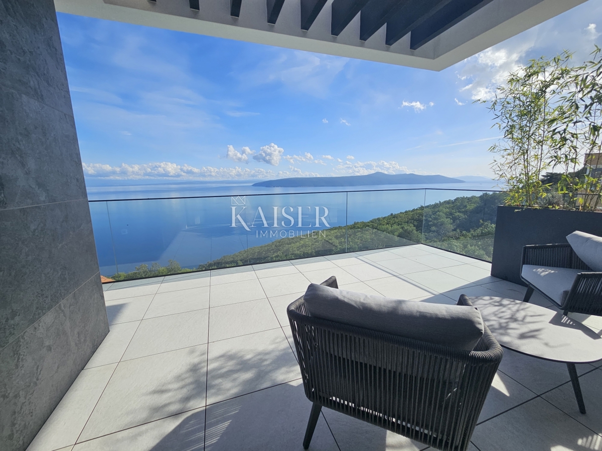Opatija, okolica - luksuzna vila 340m2 z bazenom