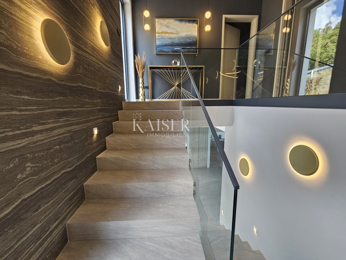 Opatija, okolica - luksuzna vila 340m2 z bazenom