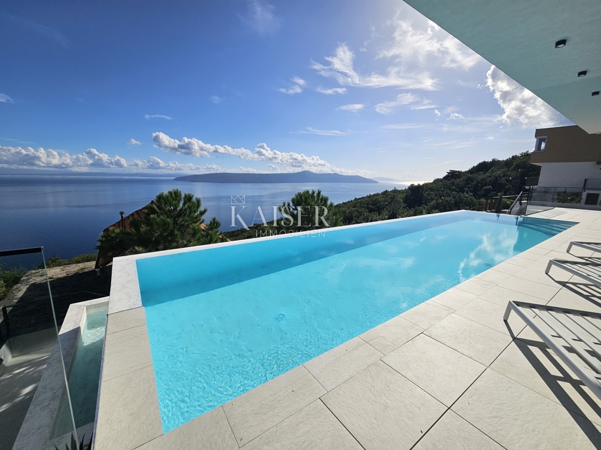 Opatija, okolica - luksuzna vila 340m2 z bazenom