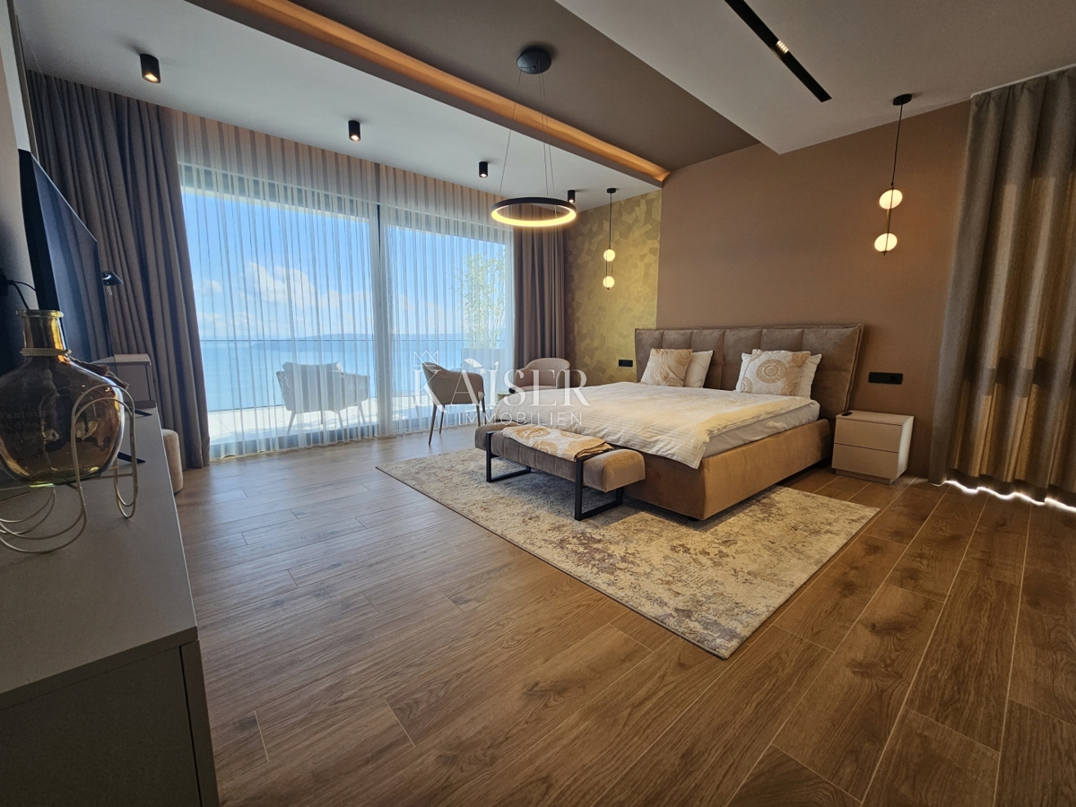 Opatija, okolica - luksuzna vila 340m2 z bazenom