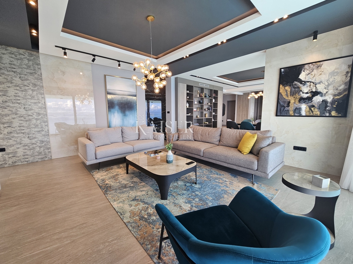 Opatija, okolica - luksuzna vila 340m2 z bazenom