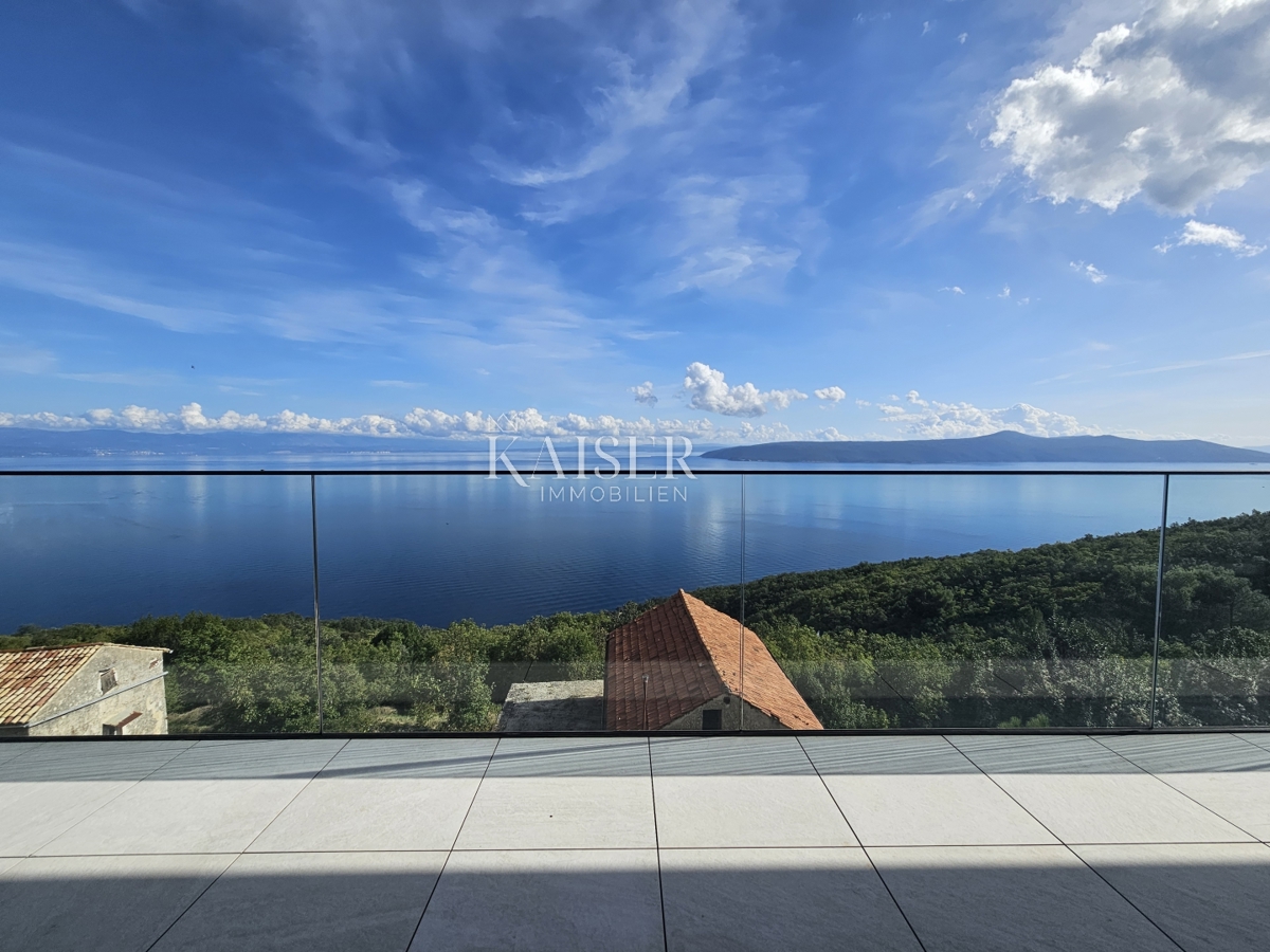 Opatija, okolica - luksuzna vila 340m2 z bazenom