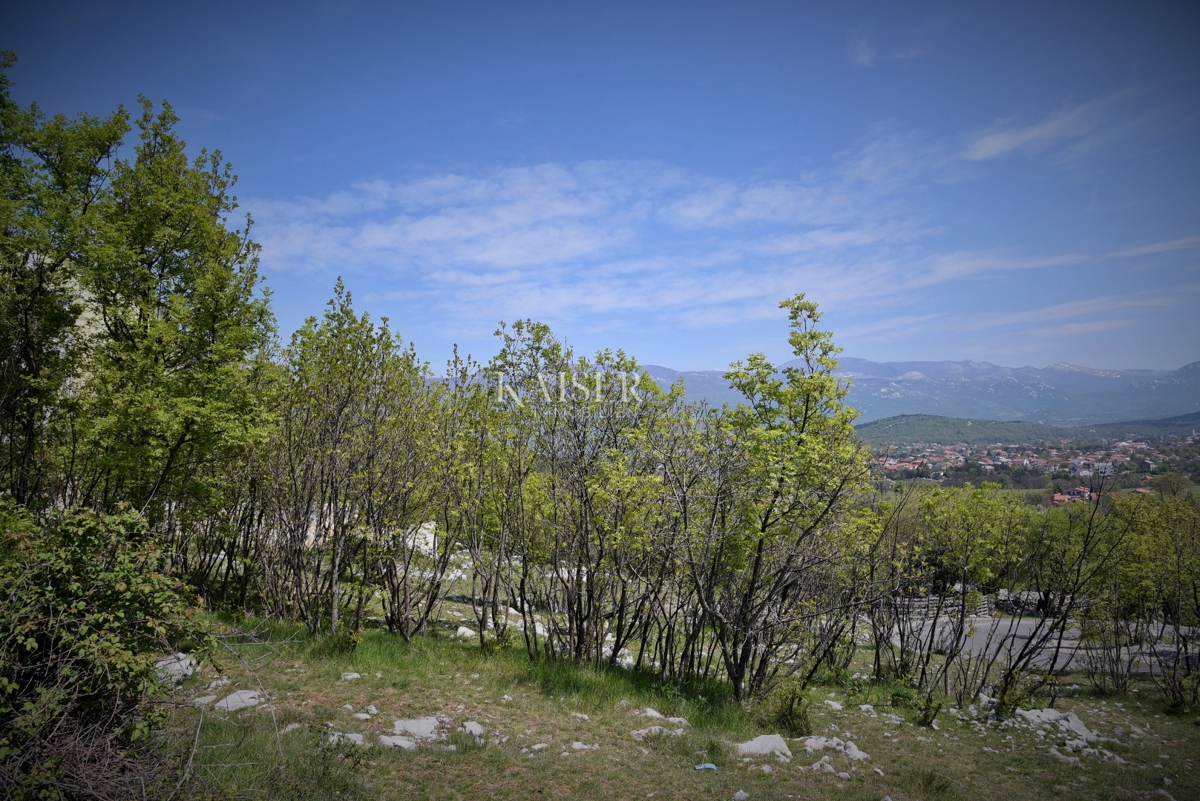 Rijeka, Dražice - gradbeno zemljišče s prekrasnim razgledom, 700 m2