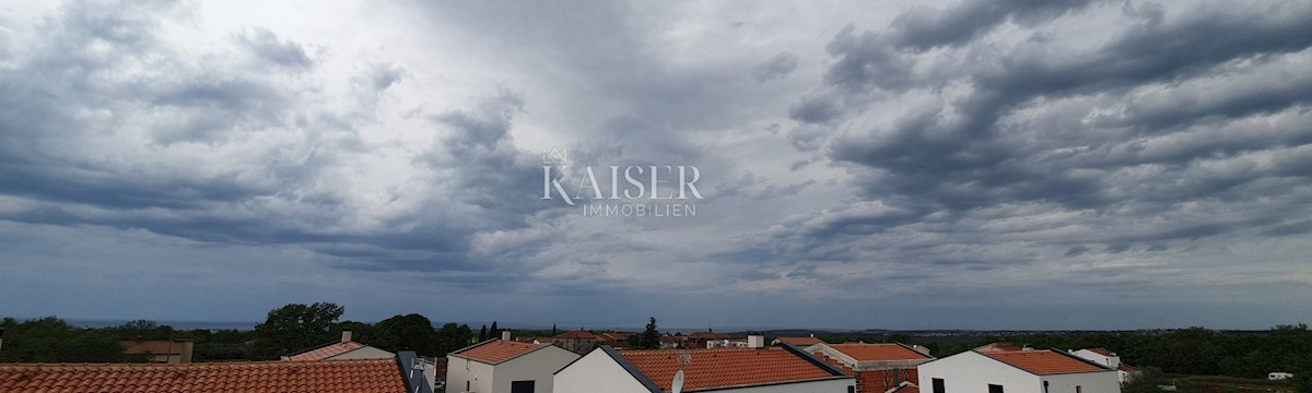 Istra - Poreč, apartma s streho in pogledom na morje