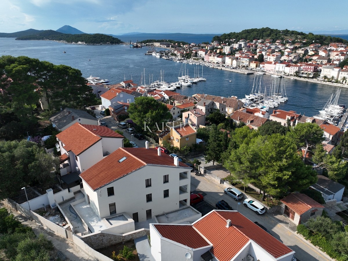 Mali Lošinj - lep apartma v centru 100m2