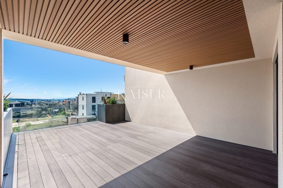 Istra, Novigrad - stanovanje na atraktivni lokaciji 