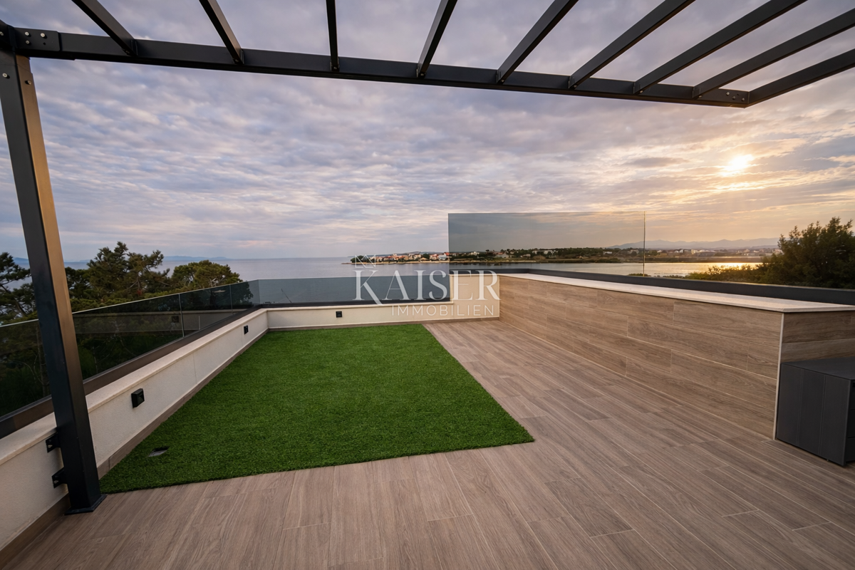 Zadar, Privlaka moderno stanovanje 70 m od morja